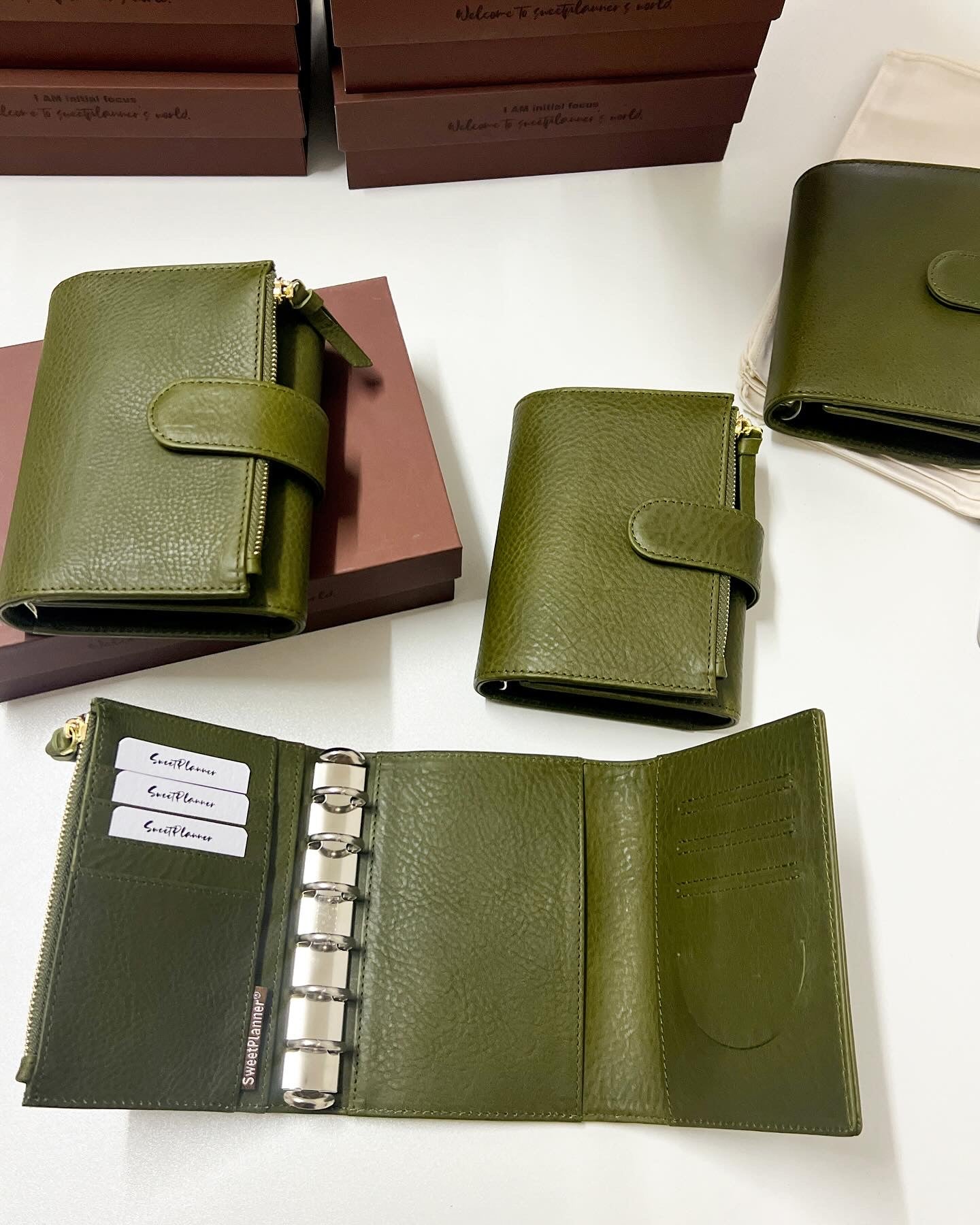 Energy Fold - Genuine Leather Cover - Trifold Pocket Ring Binder - READY TO SHIP